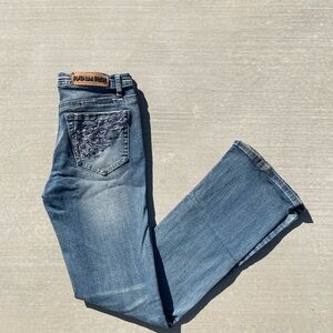 Flared Jeans with rhinestones Wing Embroidery